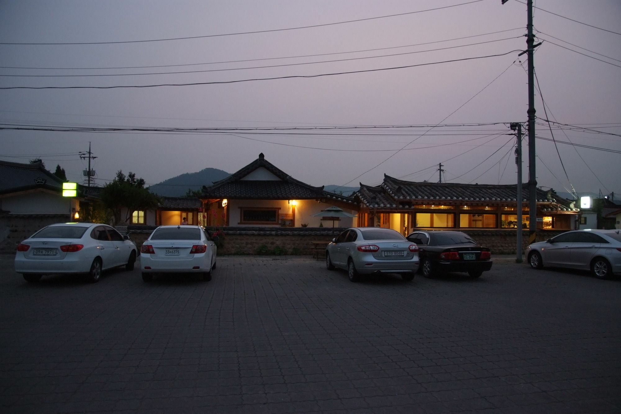 Floral Space Hanok Guesthouse Kjongdzsu Kültér fotó